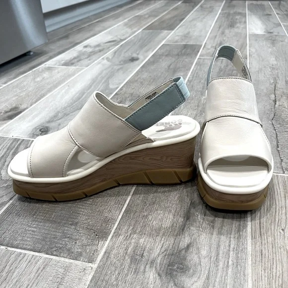 Sorel White and Blue Wedge Sandals Like New - Picture 2 of 7